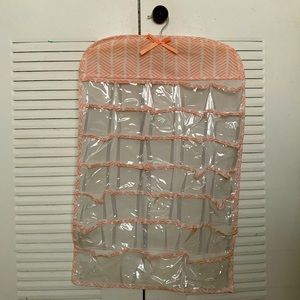 Jewelry organizer